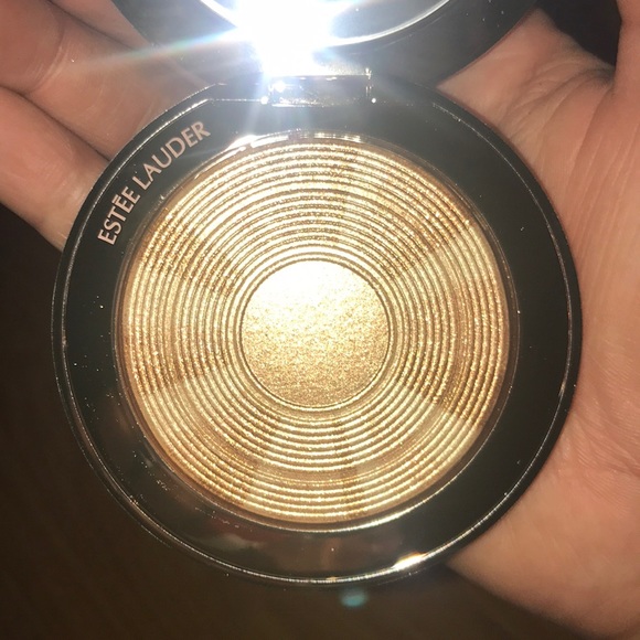 ESTÉE LAUDER HEATWAVE HIGHLIGHTER BRAND NEW IN BOX - Picture 1 of 4